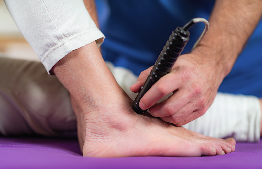 Laserterapia para Alívio da Dor Crônica: Uma Alternativa Eficaz aos Analgésicos